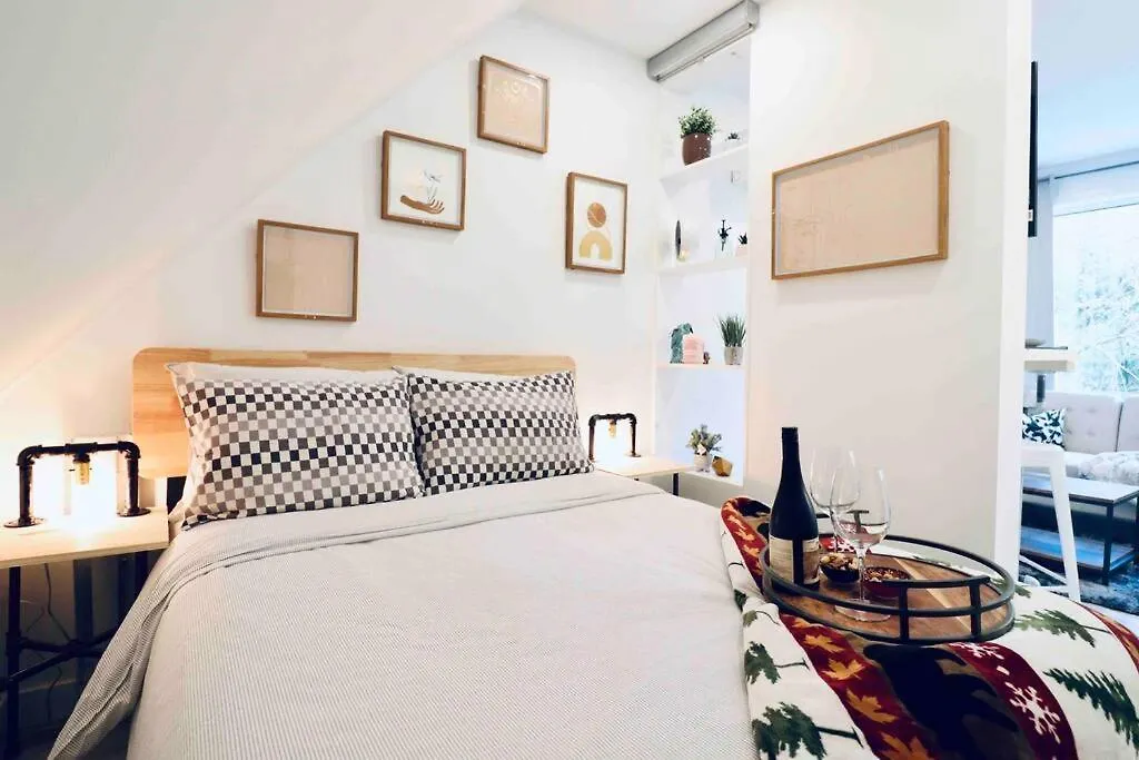 Cozy 1 Bedroom Laneway House Downtown Eastside 토론토 0*,